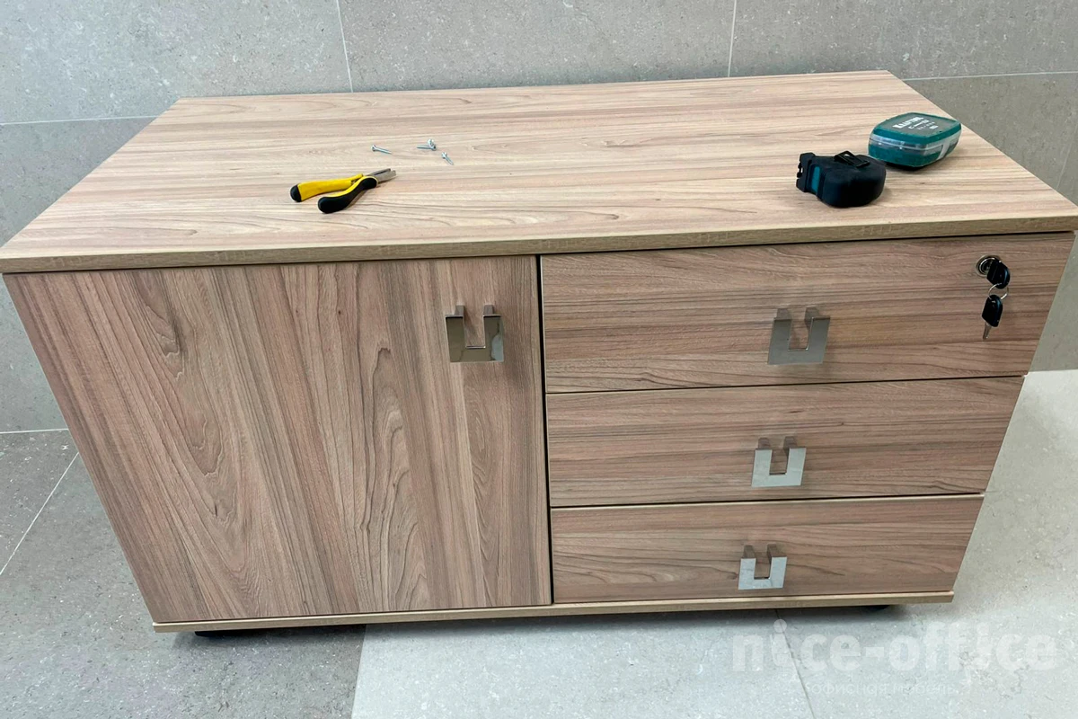 Приставка Solid фото в интерьере 1