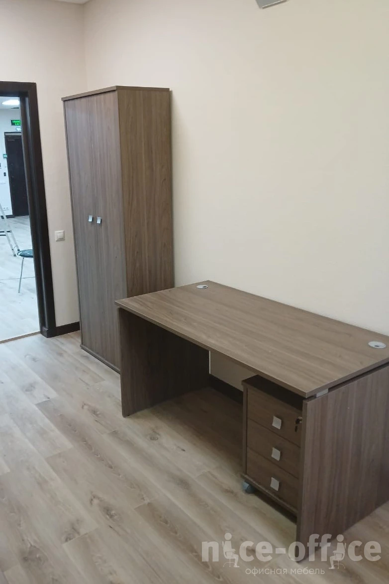 Офисный стол 1380x720x755 Style System фото в интерьере 5